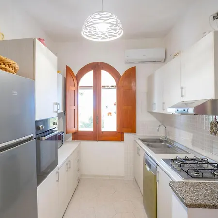 Capovillas - Laura With Private Pool וילה ויבו ולנטיה