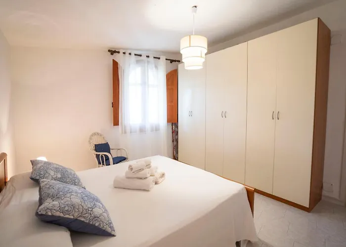 Capovillas - Laura With Private Pool فيبو فالينتيا
