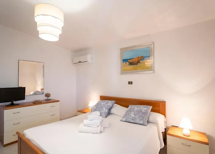 Capovillas - Laura With Private Pool Vibo Valentia